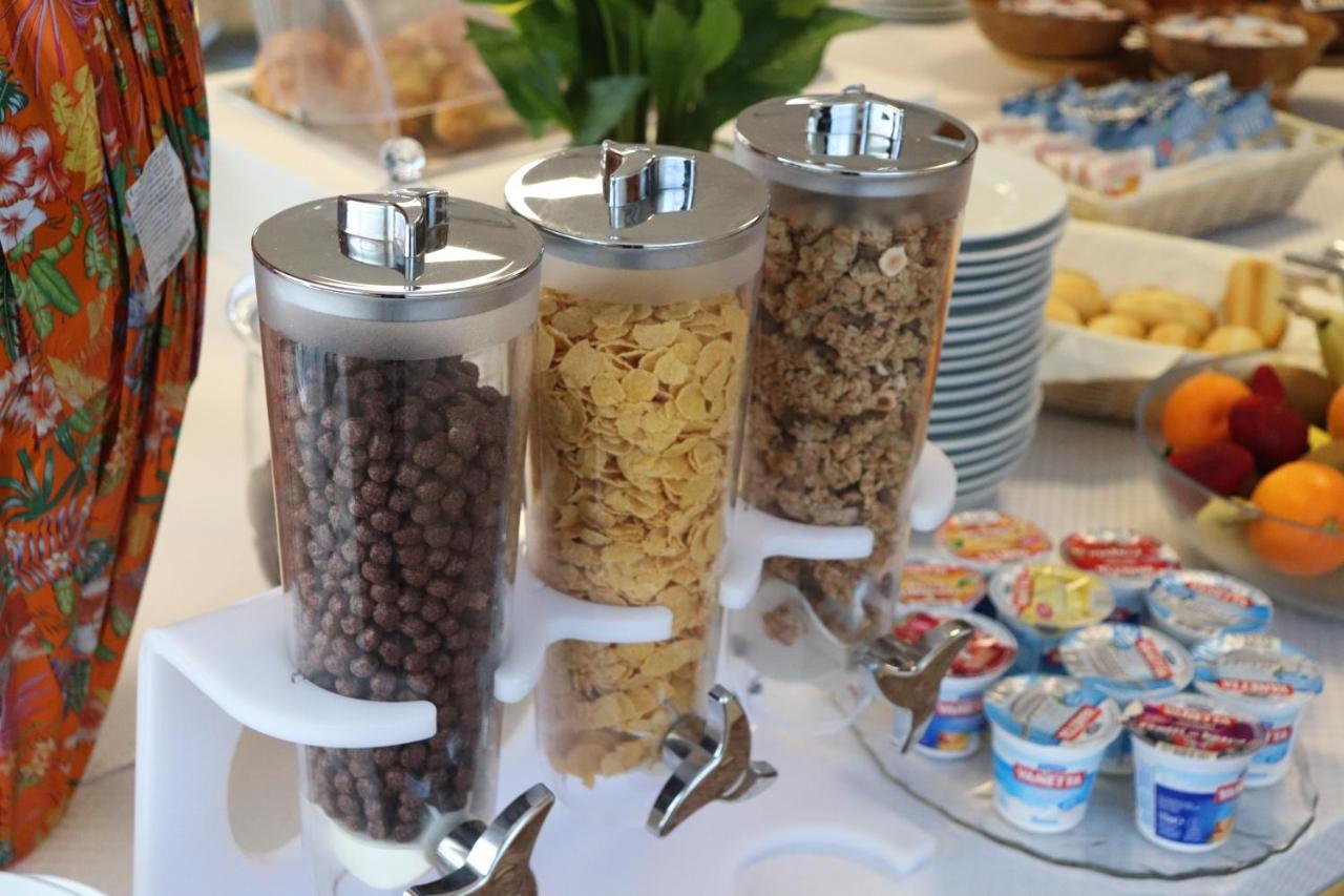 Hotel Morolli Rimini Luaran gambar