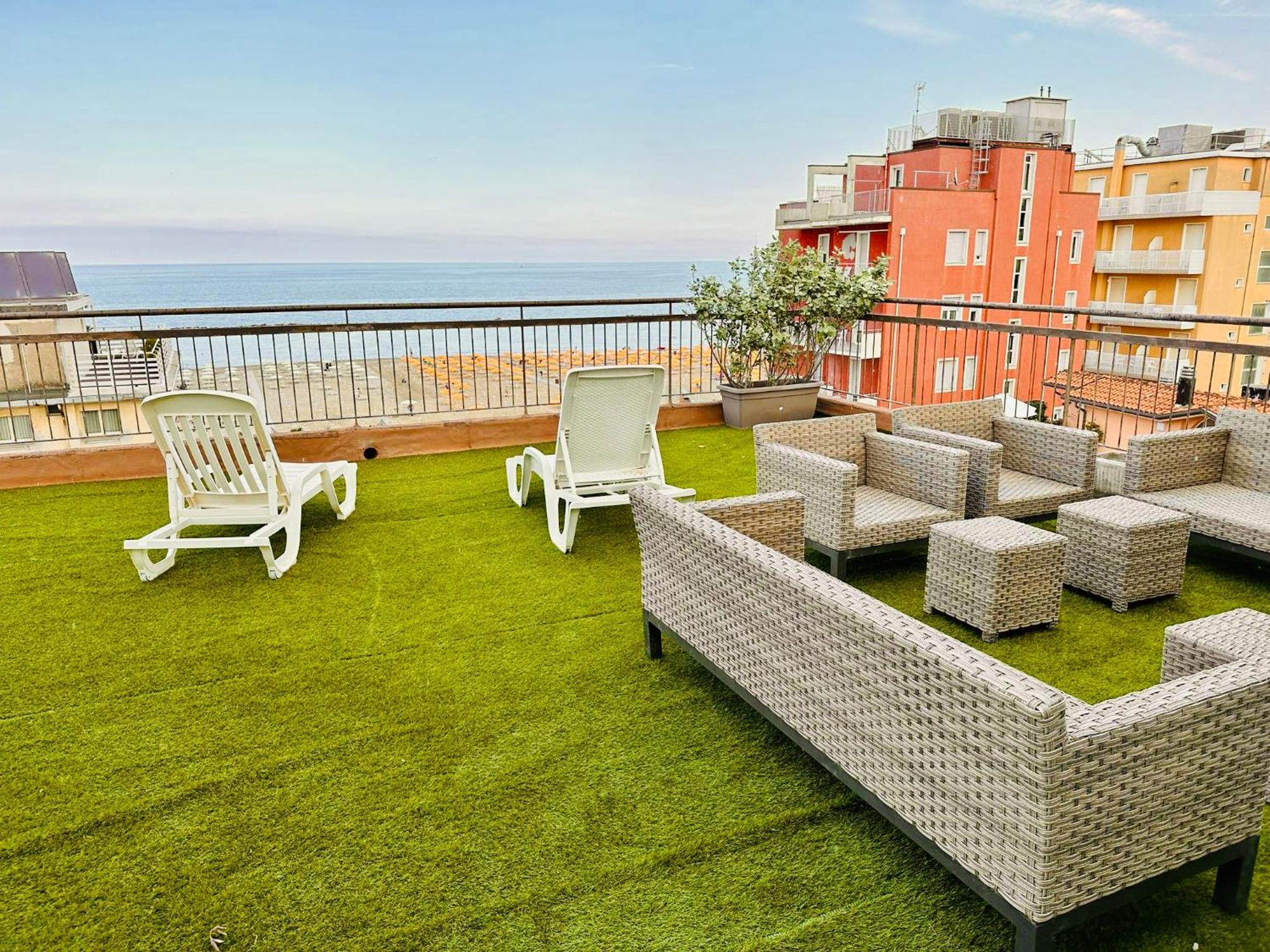 Hotel Morolli Rimini Luaran gambar