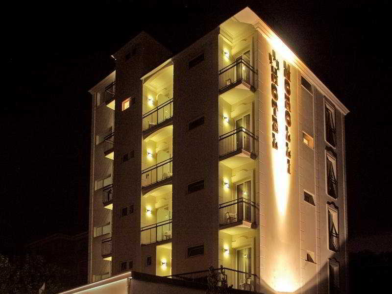 Hotel Morolli Rimini Luaran gambar