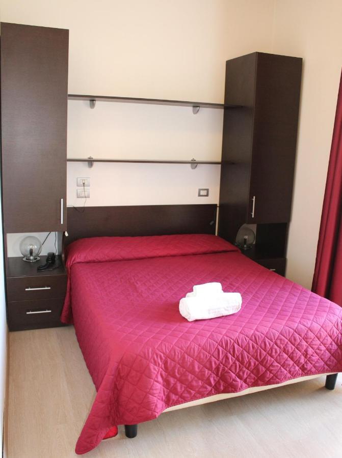 Hotel Morolli Rimini Luaran gambar