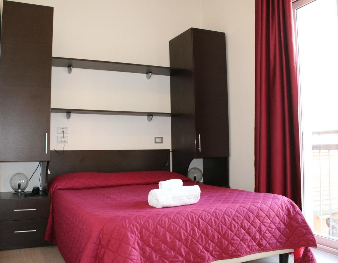 Hotel Morolli Rimini Luaran gambar